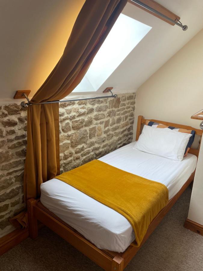 Rustic And Spacious Converted Barn Holiday home