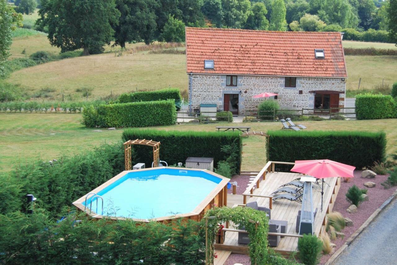 Holiday home Rustic And Spacious Converted Barn Isigny-le-Buat